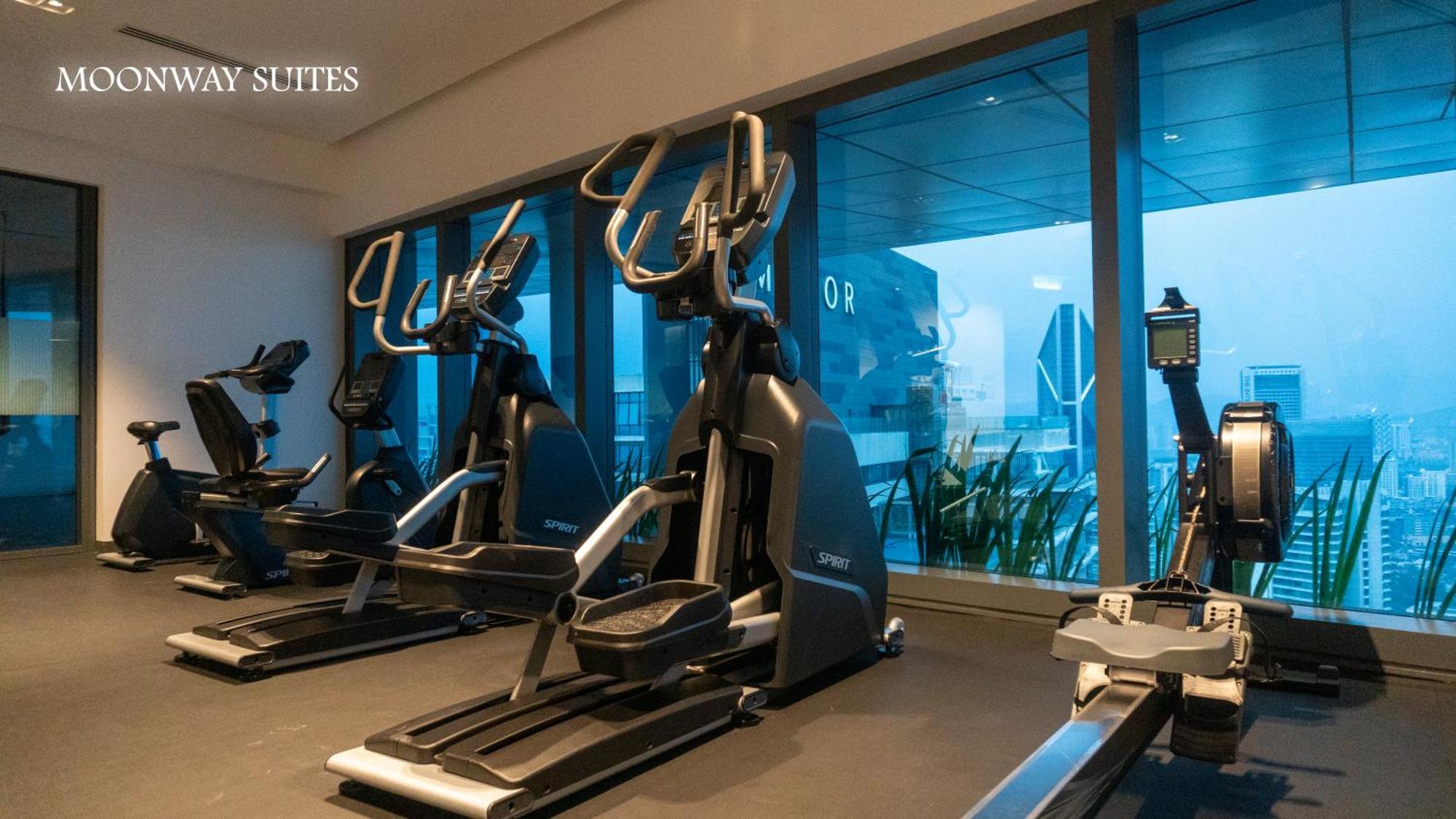 Moonway Suites At Eaton Klcc Kuala Lumpur Bagian luar foto