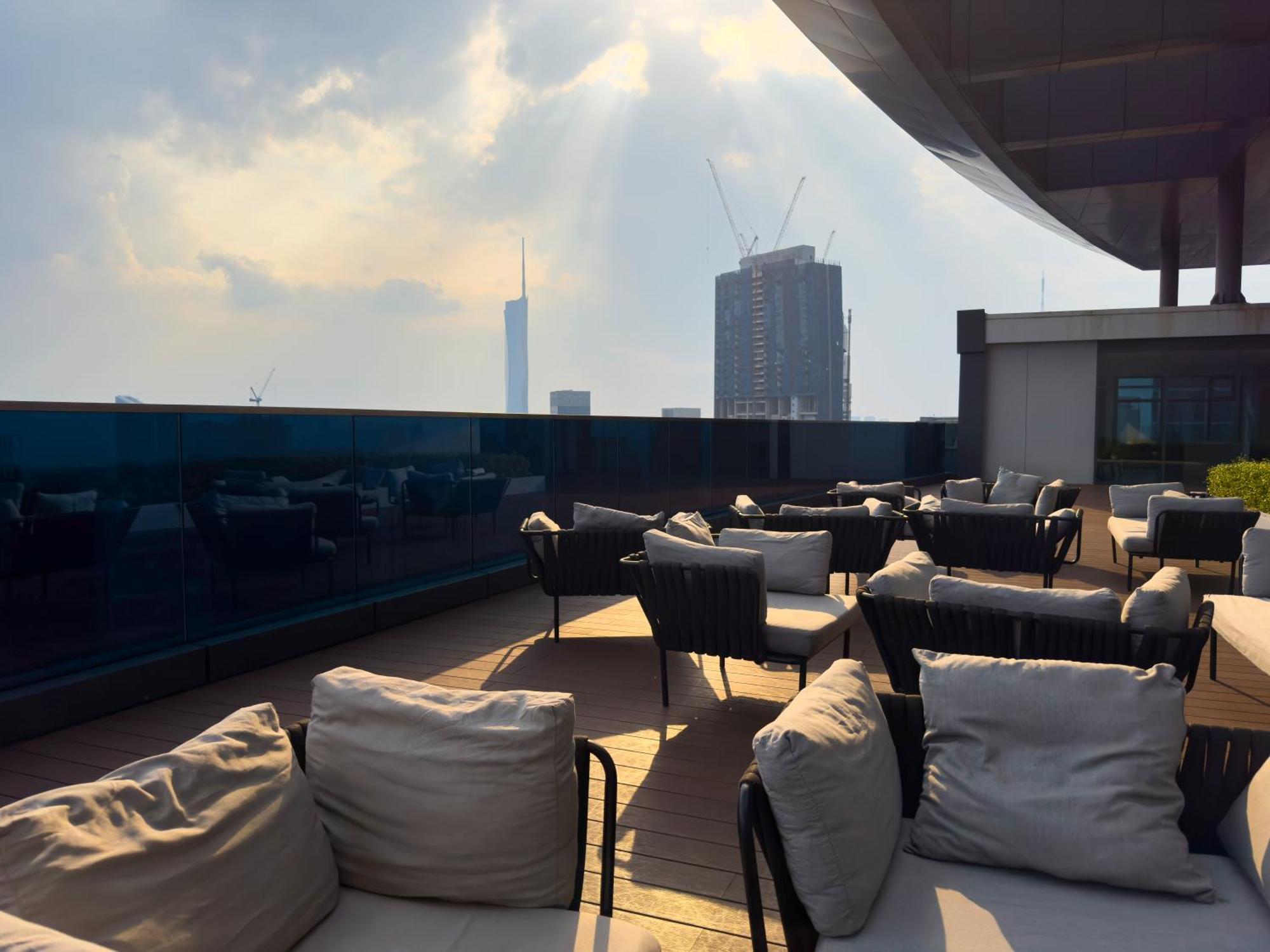 Moonway Suites At Eaton Klcc Kuala Lumpur Bagian luar foto